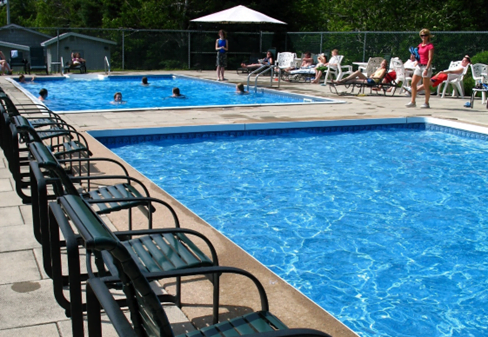 At the Dundee Recreation Club, we have both indoor and outdoor pools to suit your vacation needs.